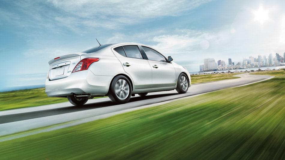 2014 Nissan Versa Sedan Exterior Rear End.jpg 2014 Nissan Versa Sedan Exterior Rear End