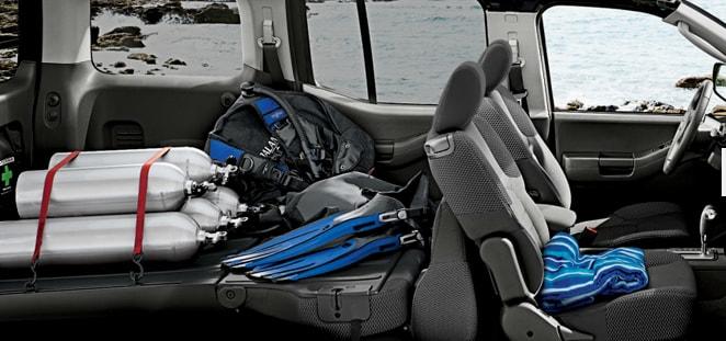 2013 Nissan Xterra S Interior Seating.png
