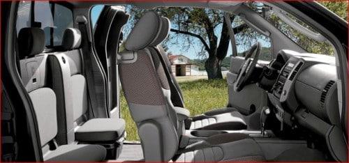 2012-nissan-frontier-interior-e1348781680748.jpg