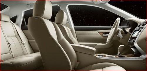 2013-nissan-altima-interior-e1346172504230.jpg